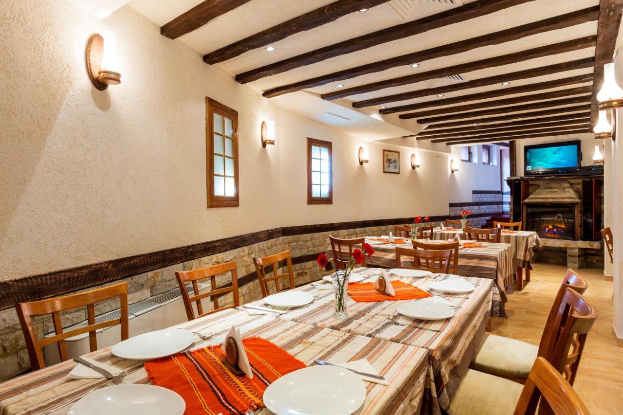 Family Hotel Romantika ヴェリングラード エクステリア 写真